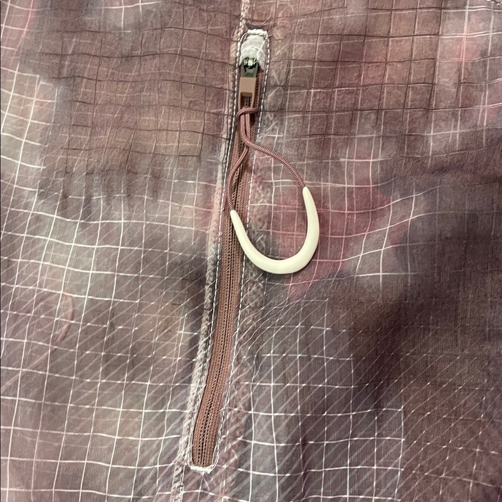 Lululemon translucent jacket - image 7